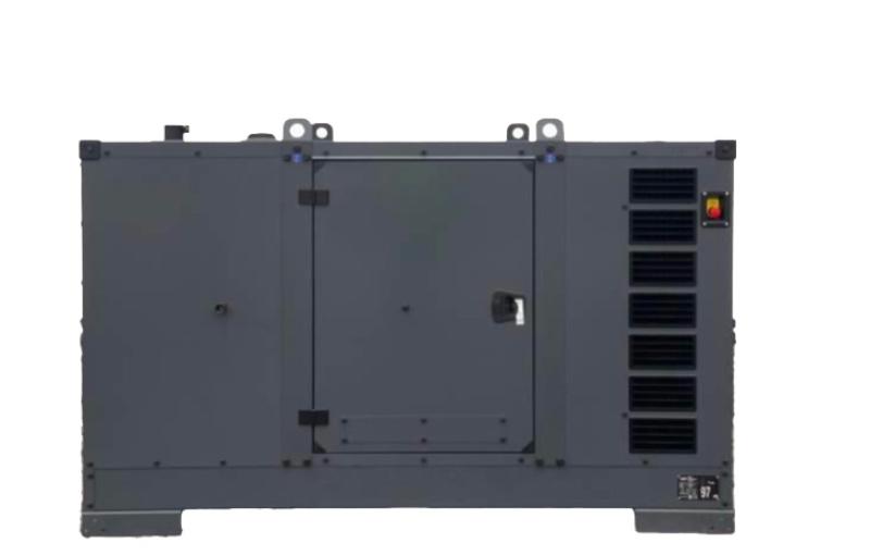 AKSA Iveco NEF 110 Generator – Seitenansicht in Schallschutzhaube